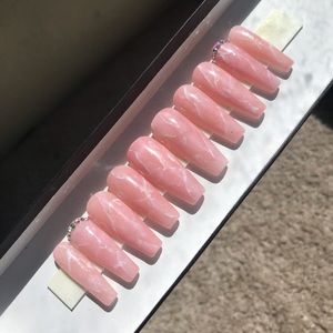 Rose Quartz Press-On Nails